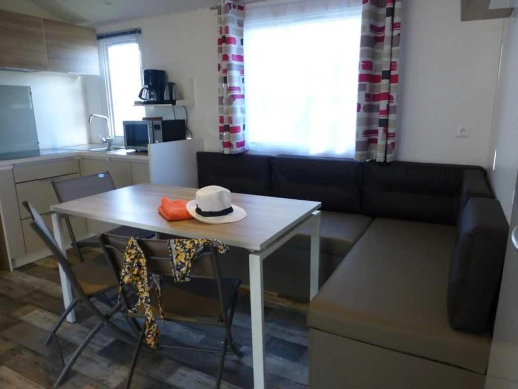 Camping 4 Etoiles - Piscine - Ccaaeai La Baule Kültér fotó